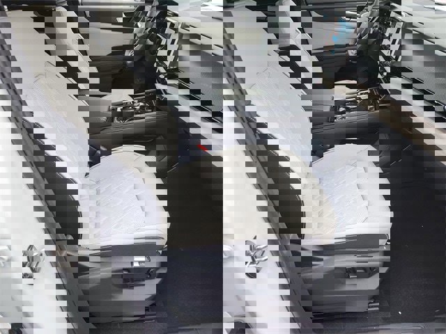 New 2026 Volkswagen Atlas Cross Sport SEL Premium R-Line image 13