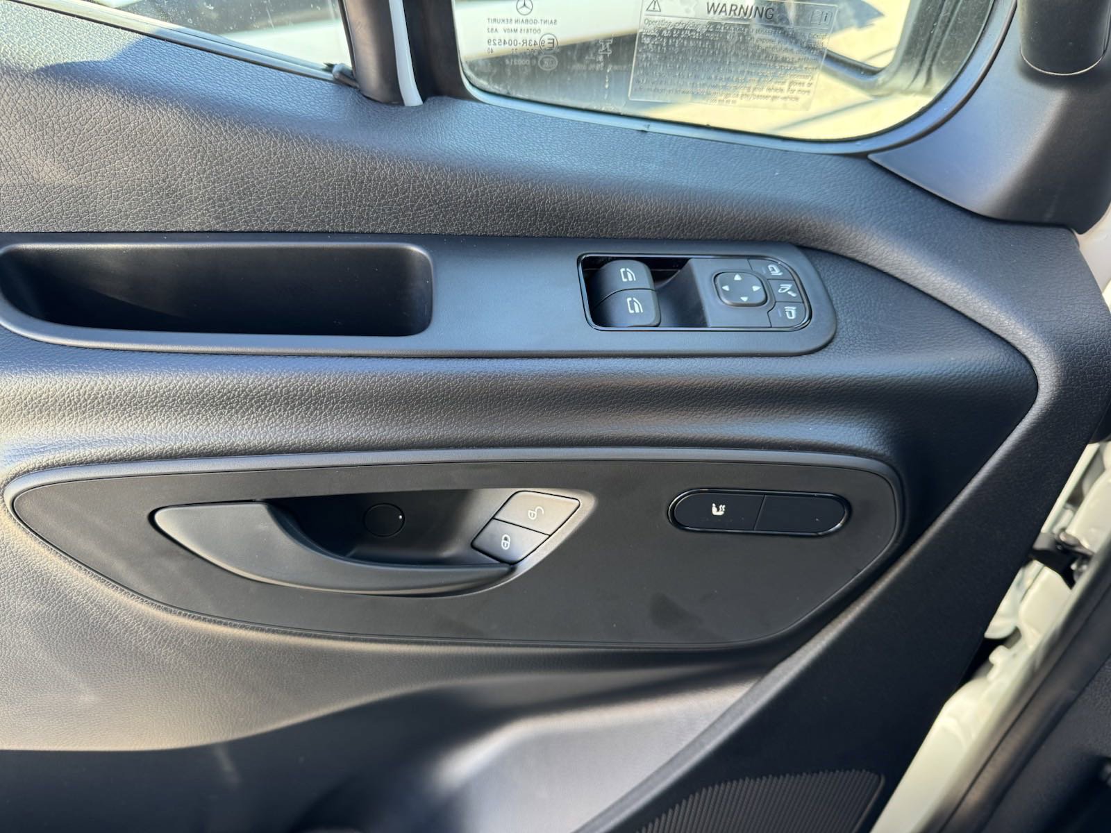 New 2025 Mercedes-Benz Sprinter 2500 image 12