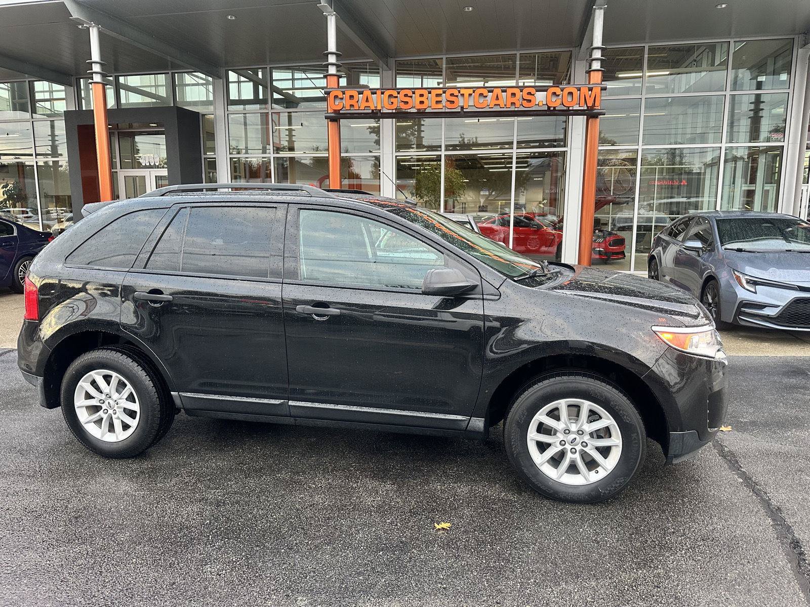 Used 2013 Ford Edge SE FWD image 2