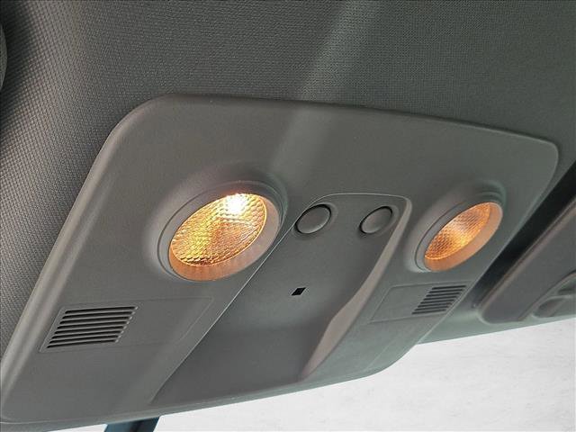 Used 2015 GMC Acadia SLE FWD image 17