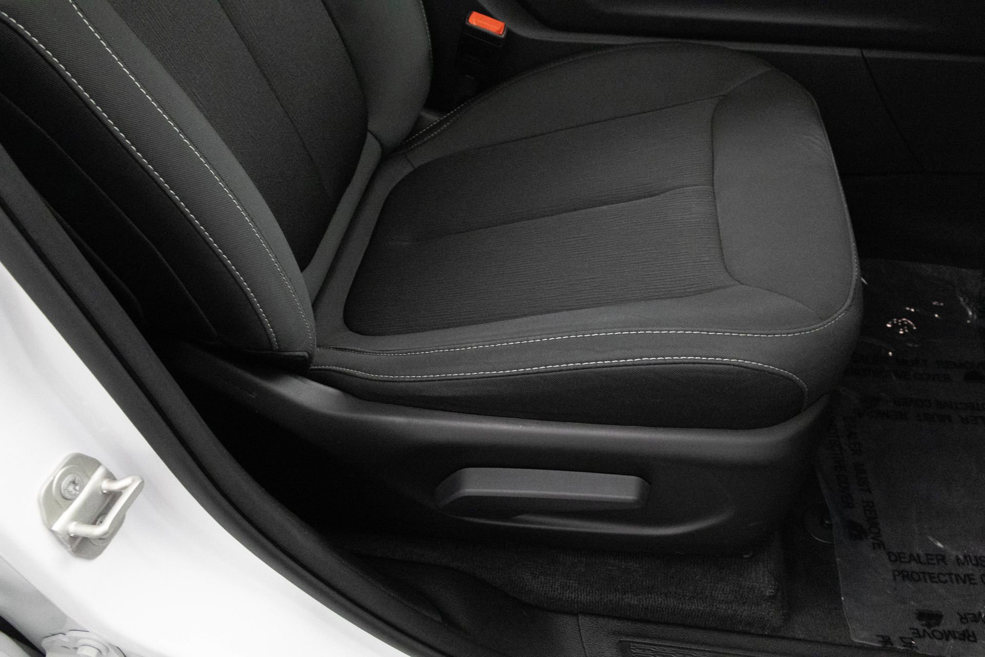 Used 2023 Jeep Grand Cherokee Laredo X image 41