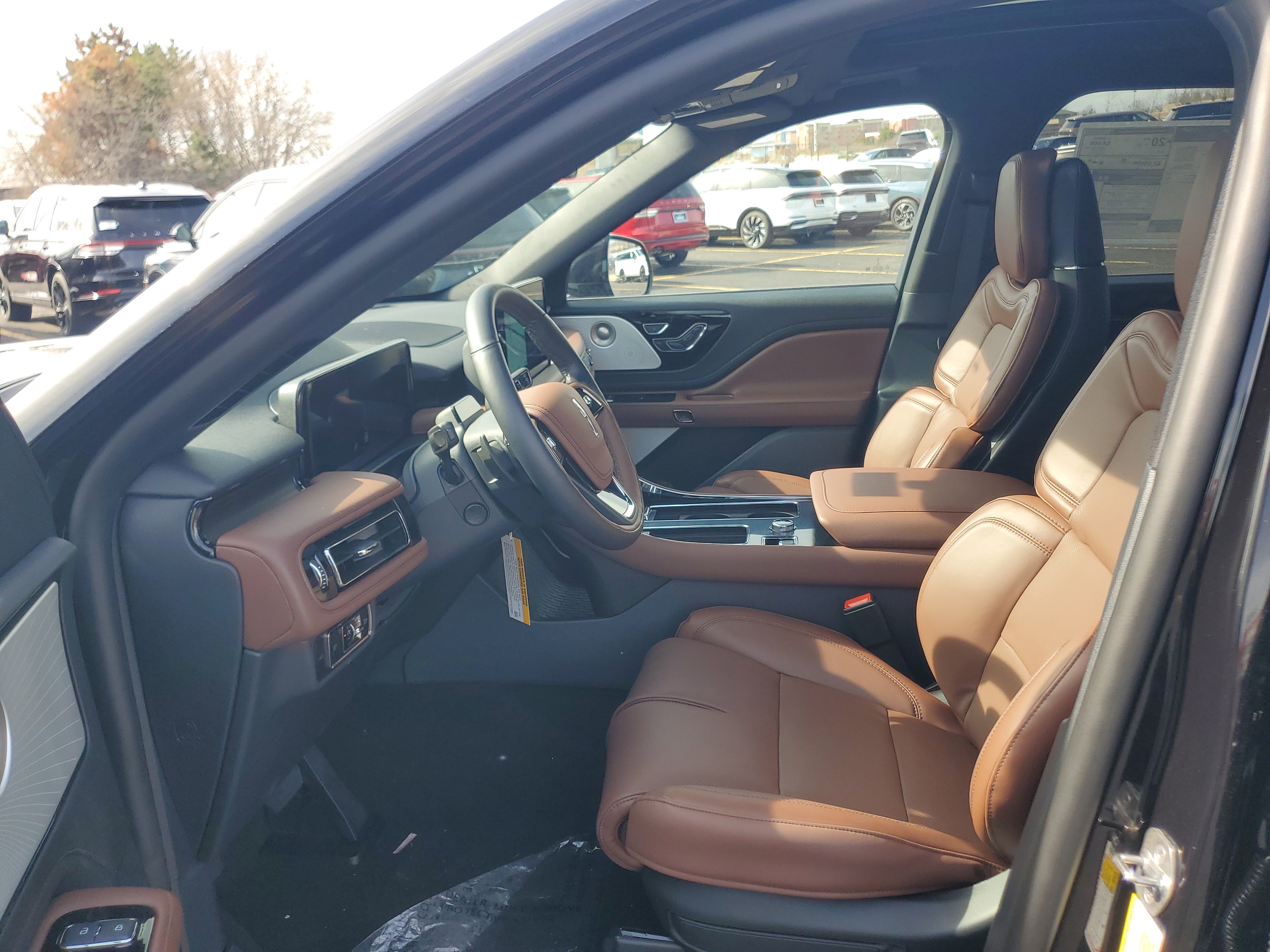 New 2026 Lincoln Aviator Reserve image 11