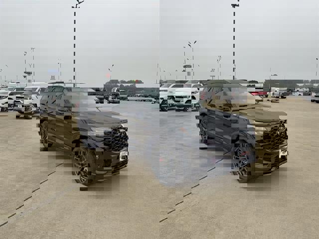 New 2025 Ford Explorer ST-Line w/ Premium Package image 2