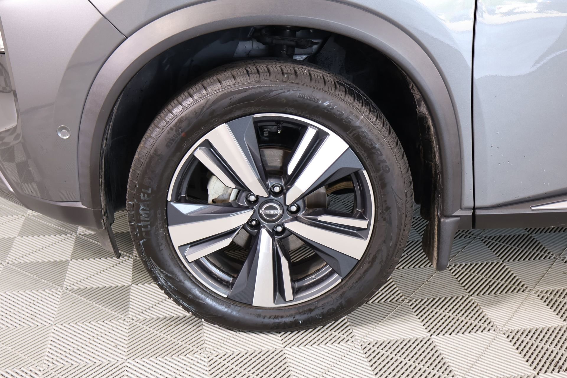 Used 2023 Nissan Rogue SL w/ SL Premium Package FWD image 19