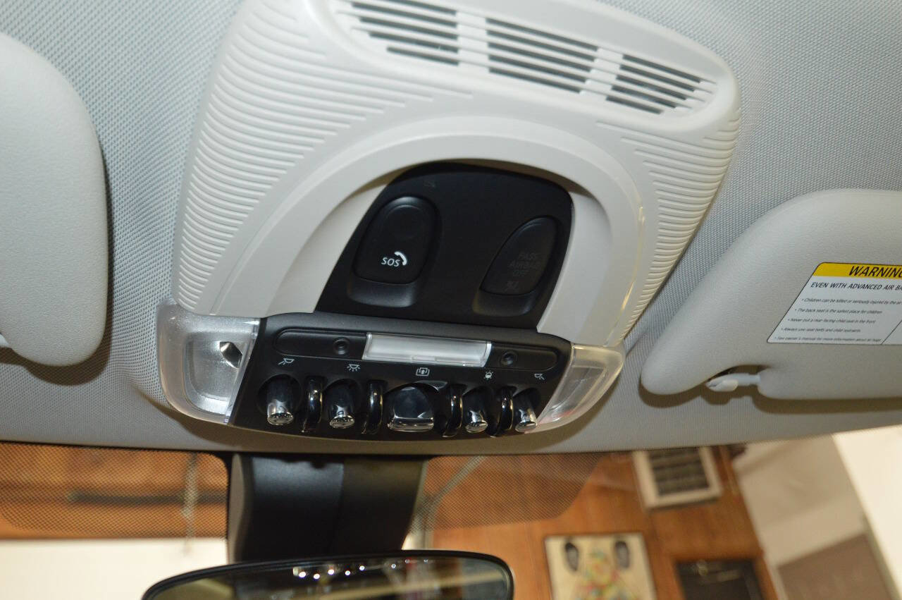 Used 2022 MINI Cooper S image 29