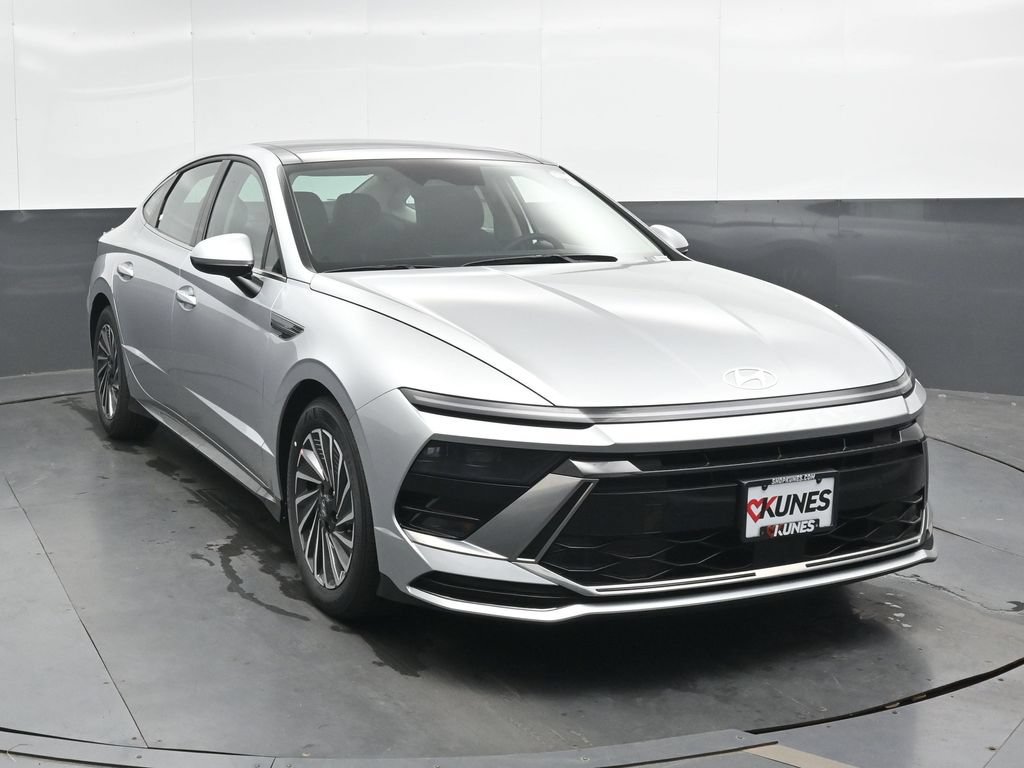 New 2026 Hyundai Sonata SEL FWD image 4