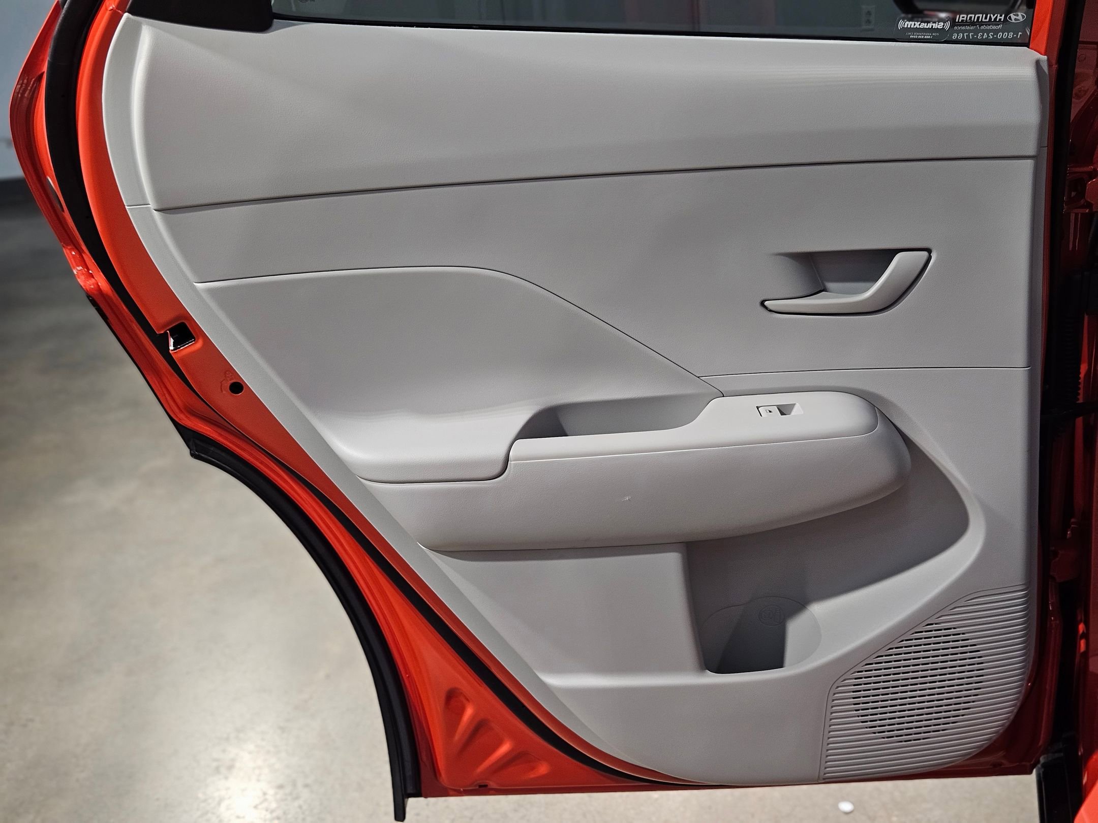 Used 2024 Hyundai Kona SEL w/ Convenience Package image 34