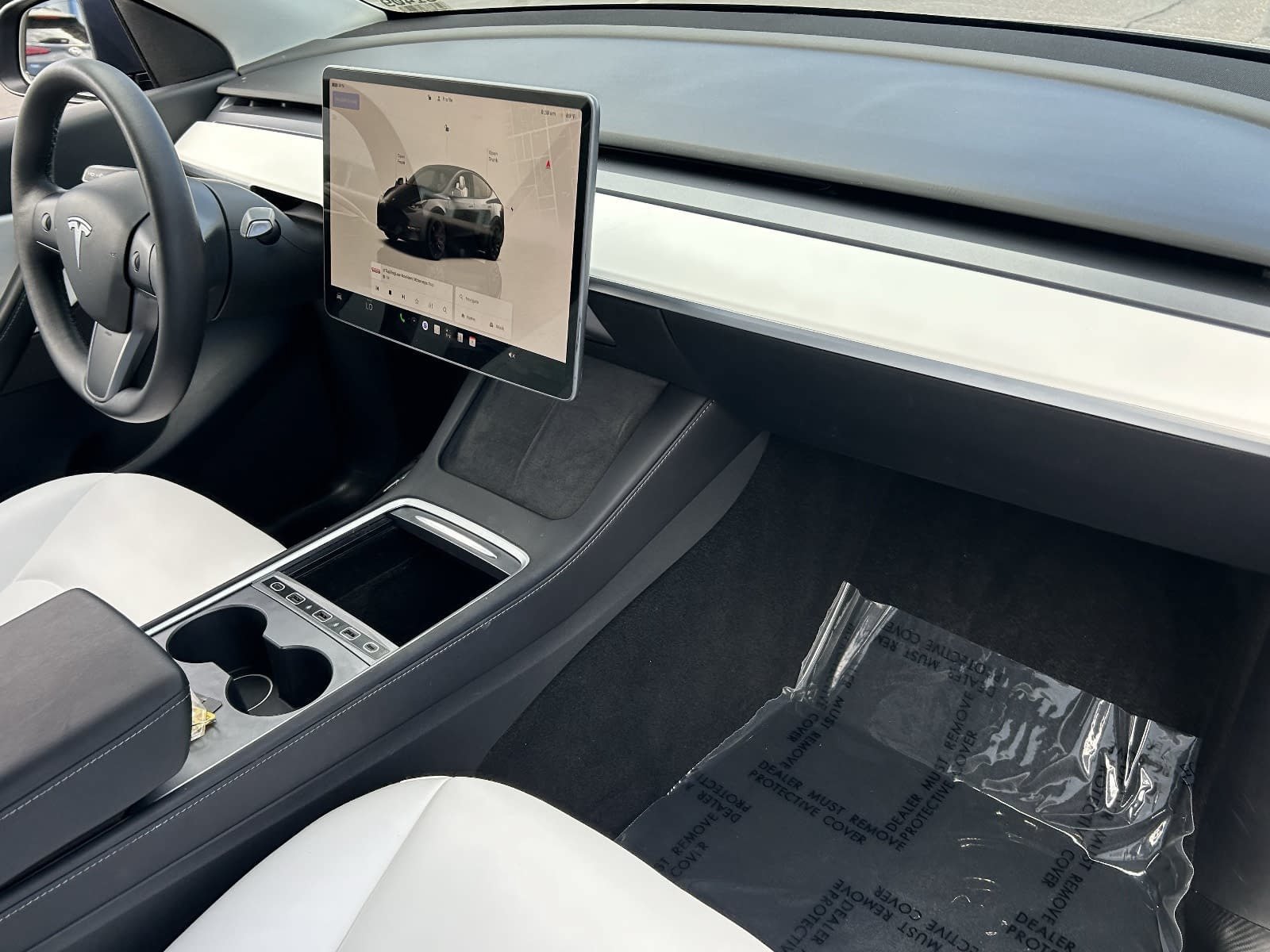Used 2022 Tesla Model Y Performance AWD/4WD image 16