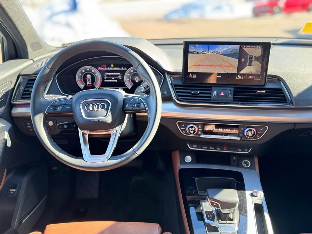 Used 2023 Audi Q5 2.0T Prestige w/ Prestige Package image 16