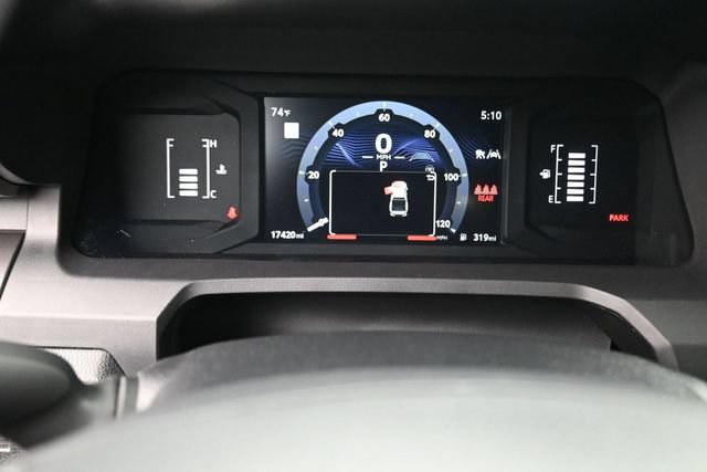 Used 2025 Toyota Tacoma SR5 RWD image 10