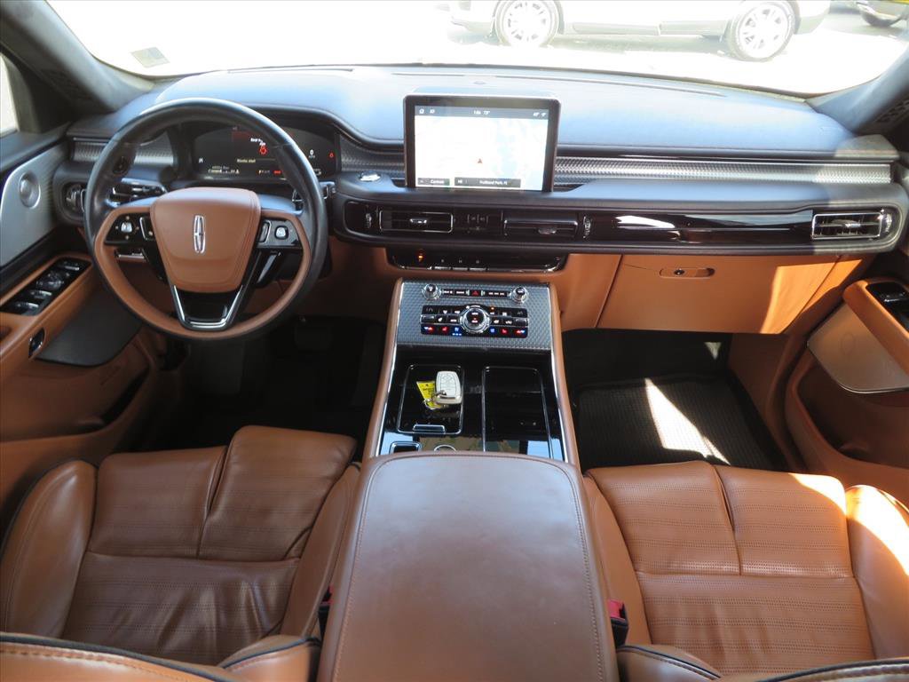 Used 2020 Lincoln Aviator Black Label image 11