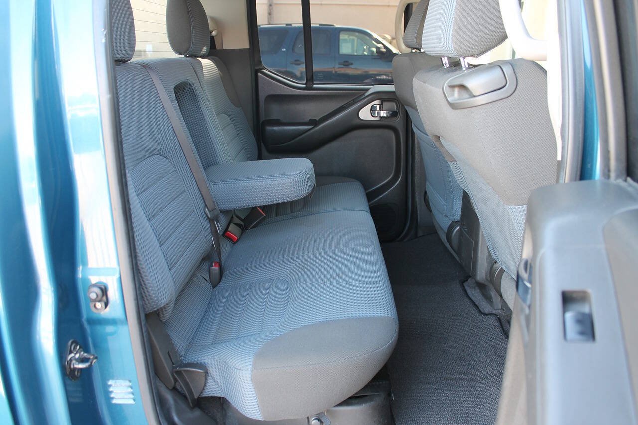 Used 2005 Nissan Frontier NISMO w/ (J01) Sunroof Pkg RWD image 28