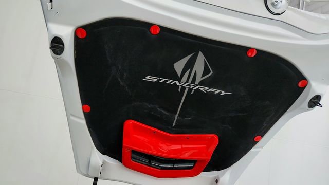 Used 2014 Chevrolet Corvette Stingray Coupe image 16