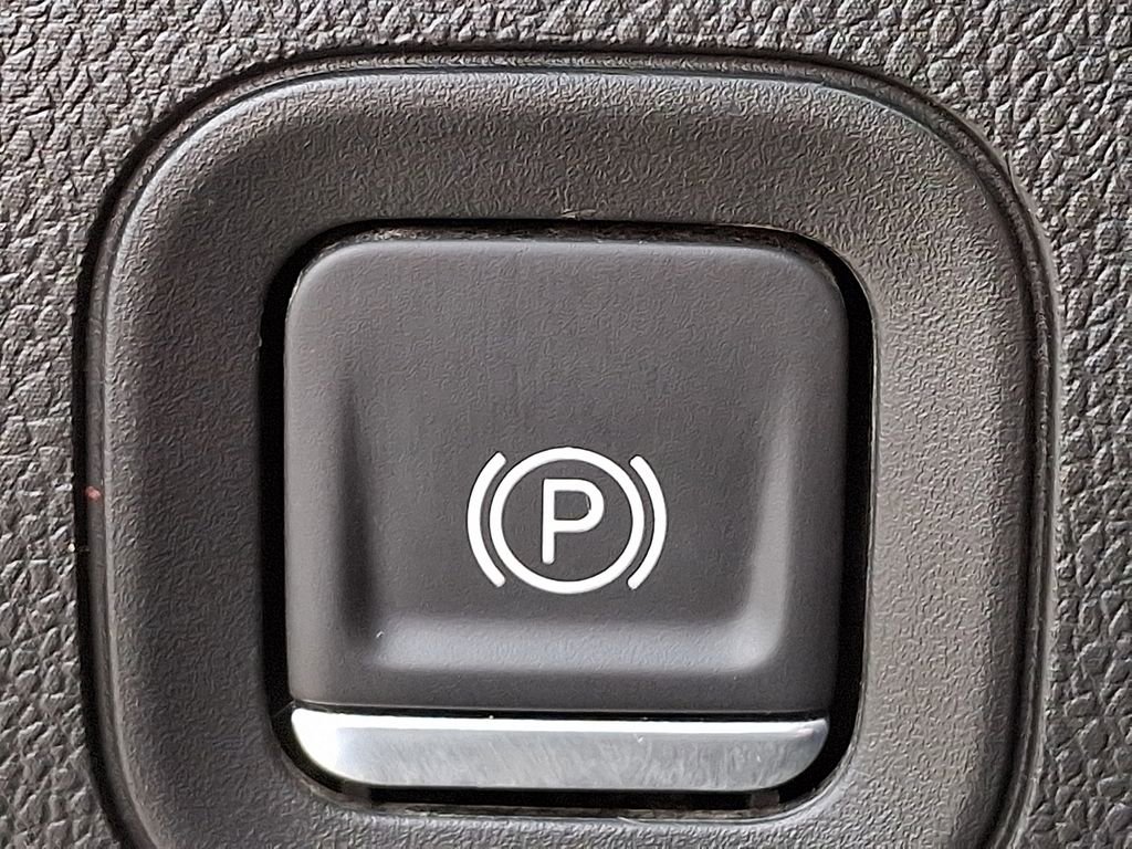 Used 2022 Chevrolet Silverado 2500 W/T w/ WT Convenience Package image 22