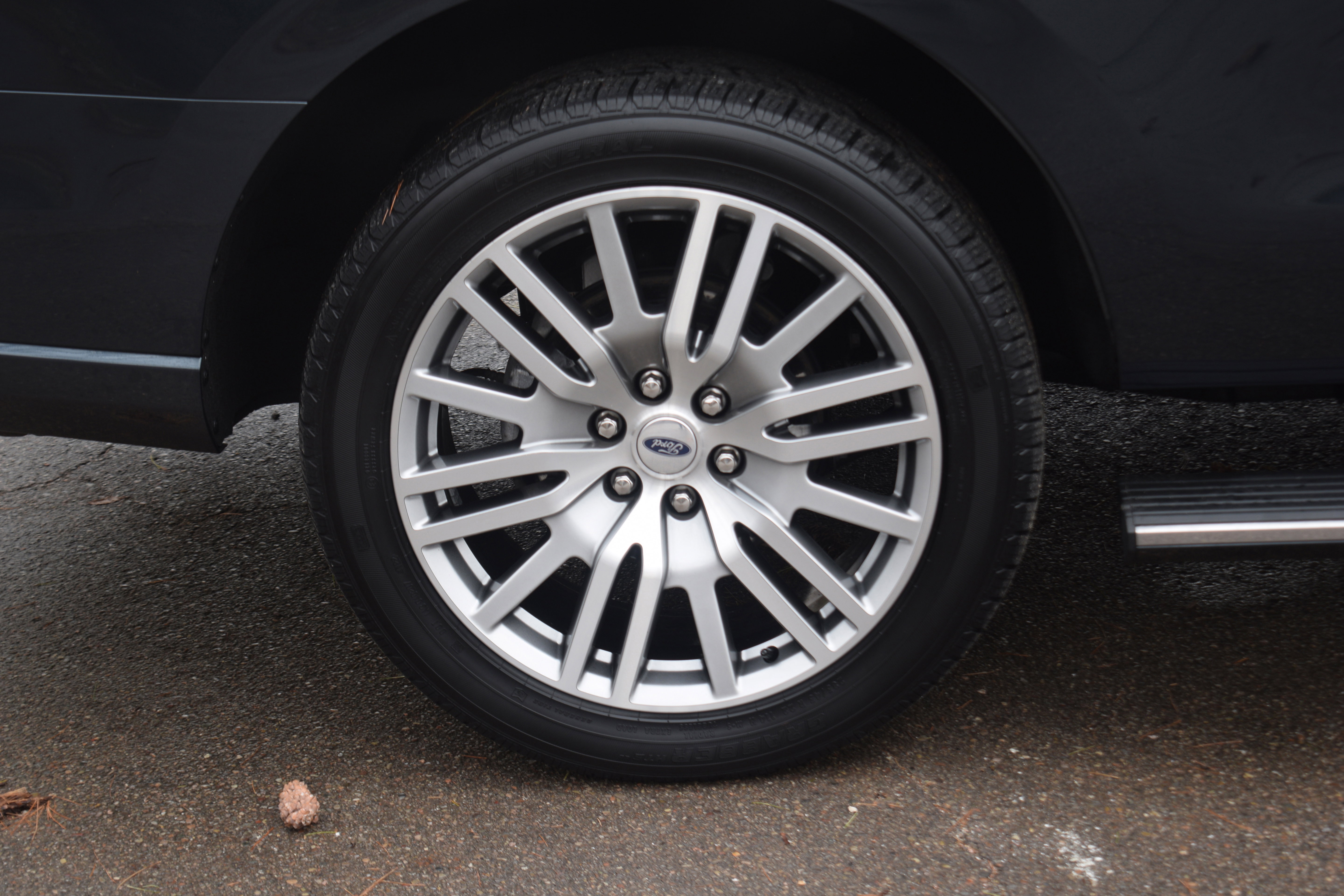 Used 2022 Ford Expedition Platinum image 31