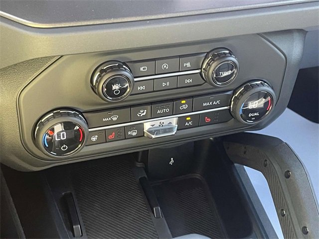 New 2025 Ford Bronco Badlands image 21