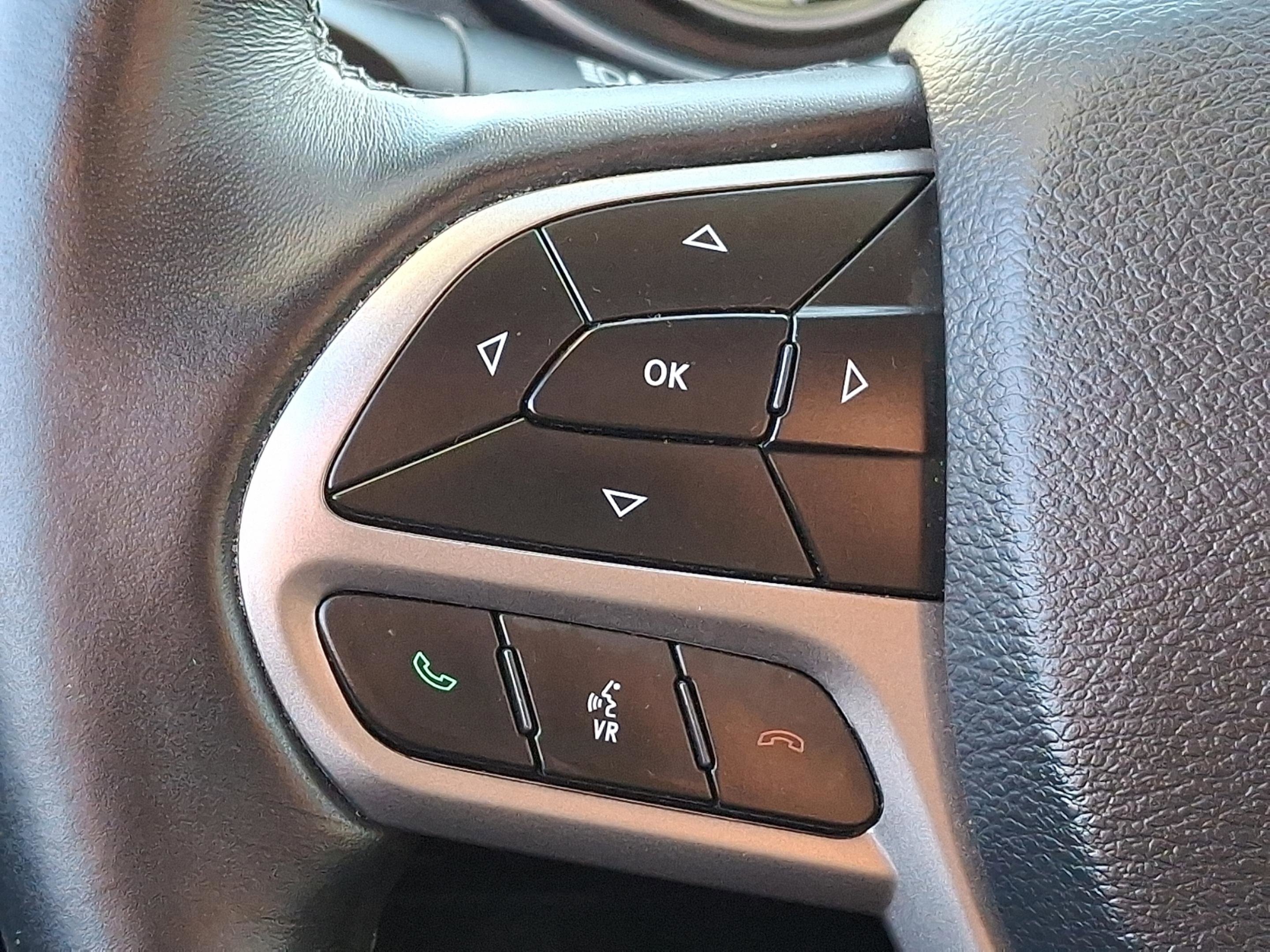 Certified 2019 Jeep Cherokee Limited image 21