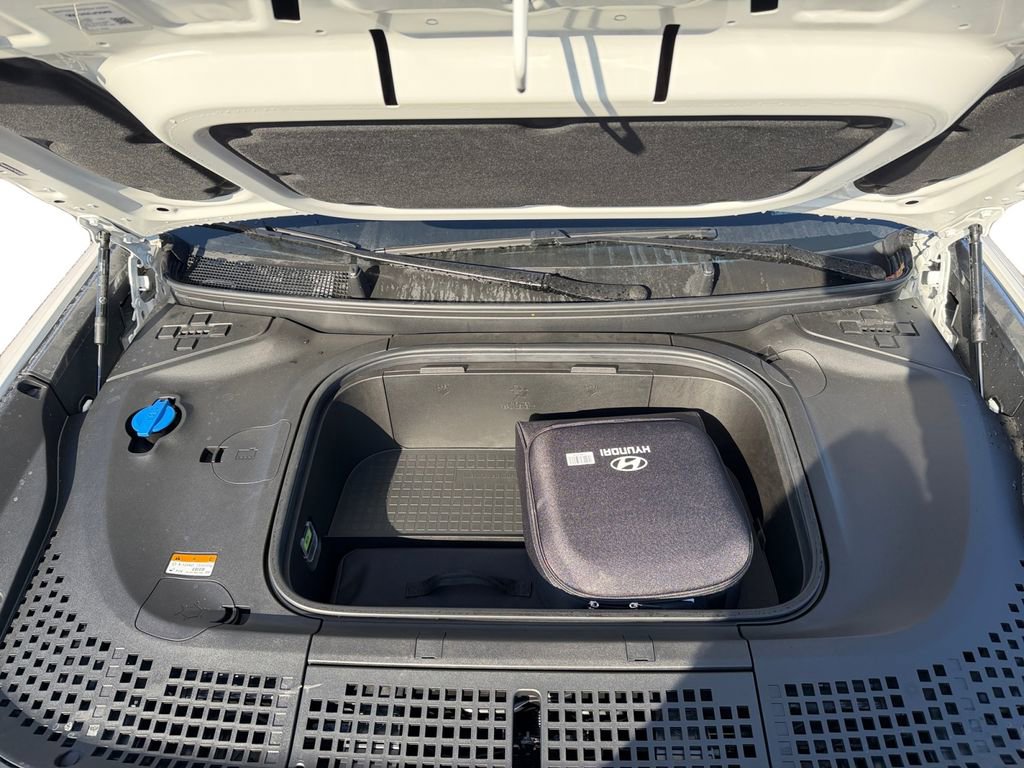 New 2026 Hyundai Ioniq 9 Limited image 24