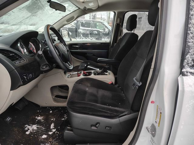 Used 2014 Dodge Grand Caravan SXT image 8