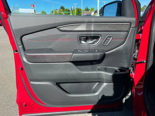 New 2026 Honda Pilot Black Edition image 17