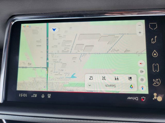 Used 2022 GMC Yukon XL Denali image 12