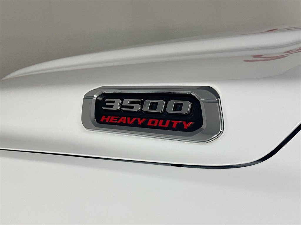 Used 2024 RAM 3500 Tradesman w/ Chrome Appearance Group image 28