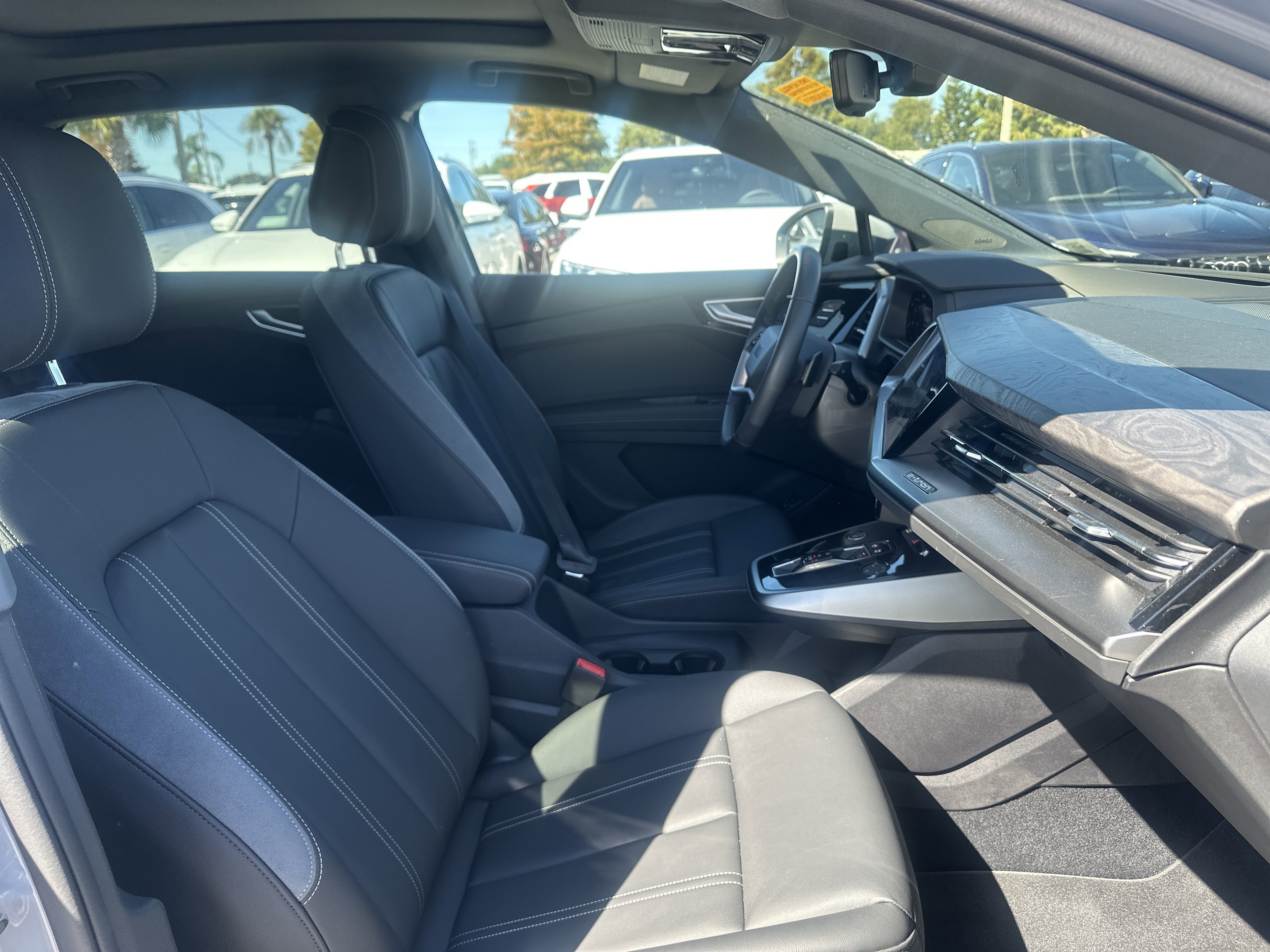 Used 2024 Audi Q4 e-tron Prestige w/ Black Optic Package image 5
