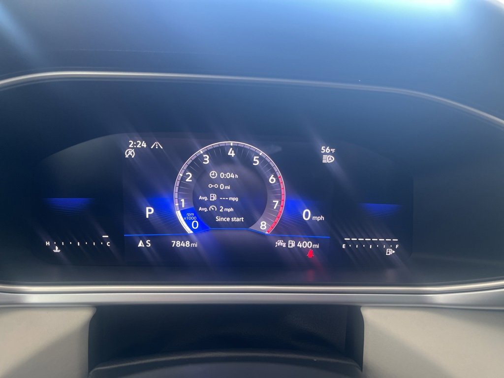 Certified 2025 Volkswagen Taos SE image 17