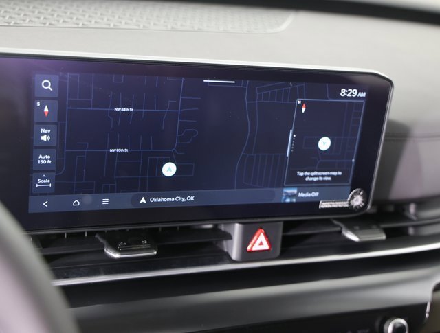 Certified 2026 Kia Carnival image 18