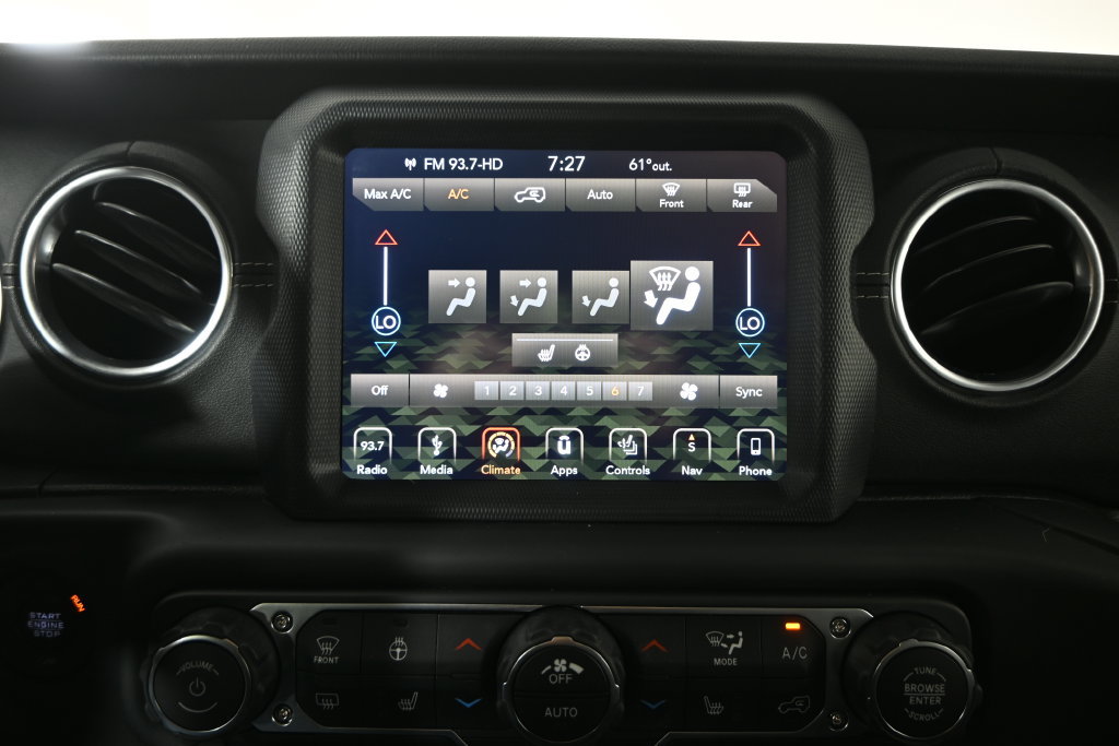 Used 2019 Jeep Wrangler Unlimited Sahara w/ Quick Order Package 24M Moab AWD/4WD image 28