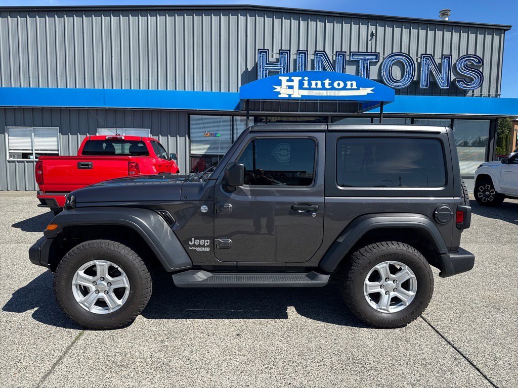 Used 2021 Jeep Wrangler Sport image 2