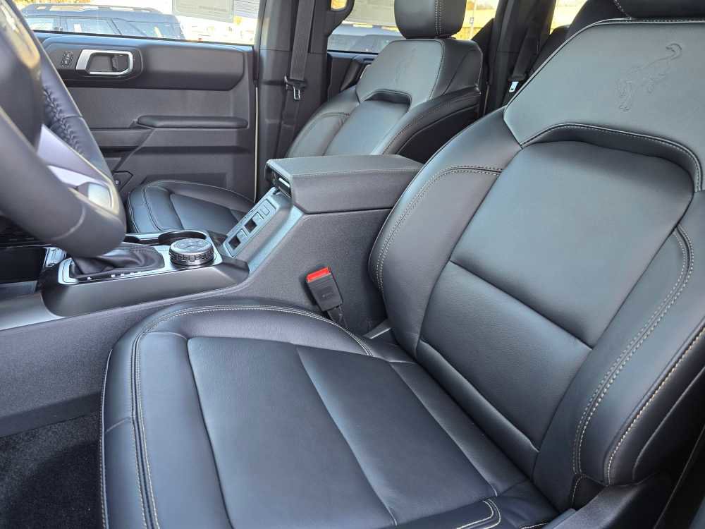 New 2026 Ford Bronco Badlands image 15