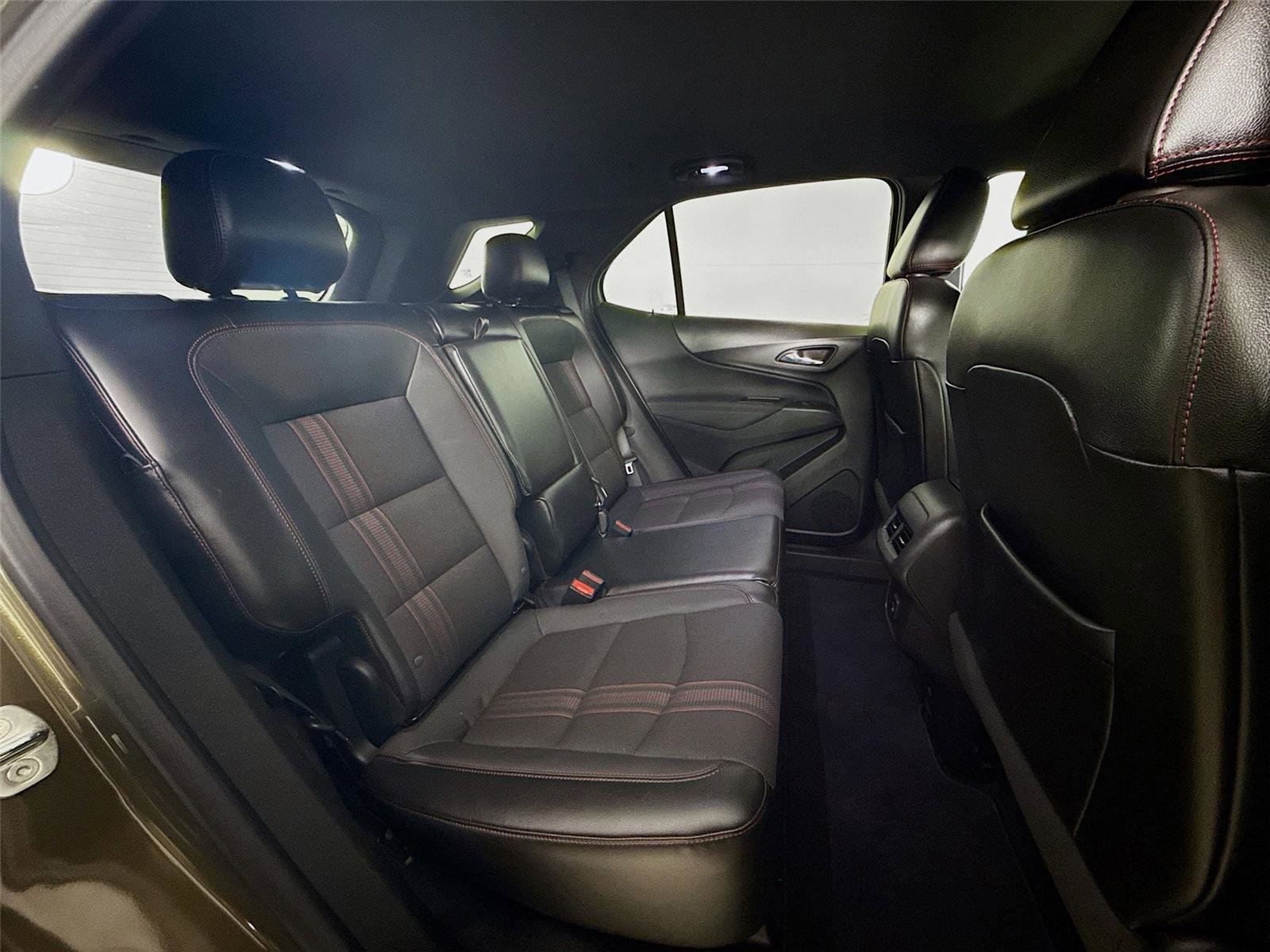 Used 2023 Chevrolet Equinox RS image 26