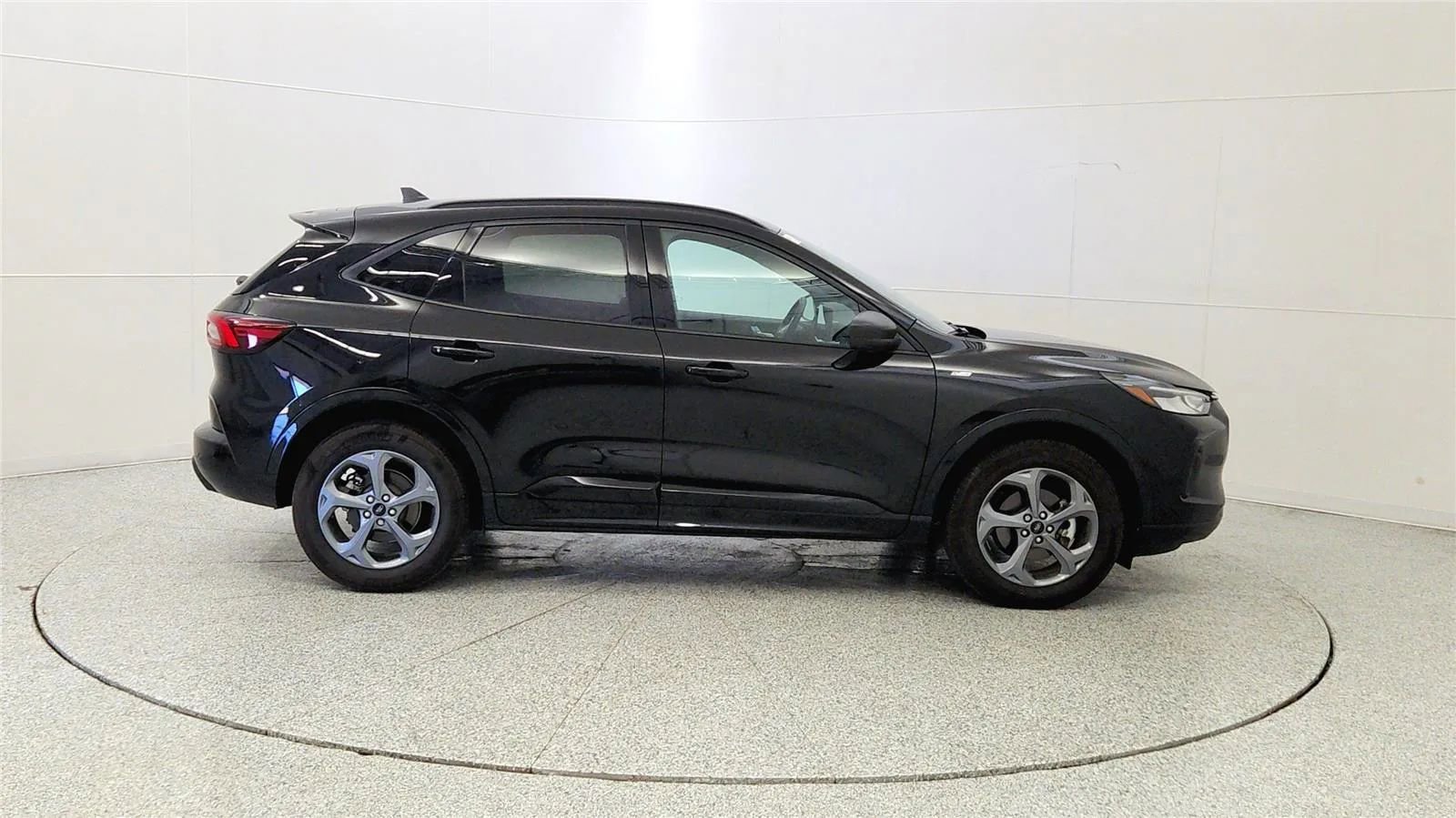 Used 2023 Ford Escape ST-Line w/ Tech Pack #1 image 8