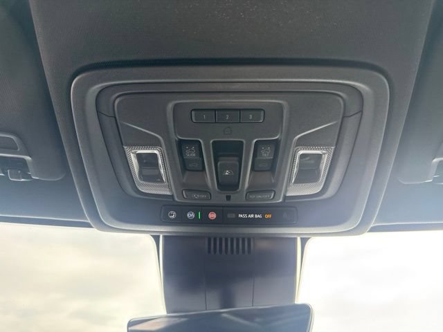 Used 2025 GMC Sierra 2500 AT4 w/ AT4 Premium Plus Package AWD/4WD image 29