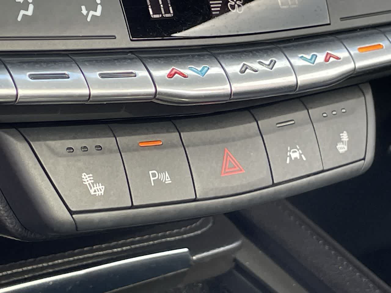 Certified 2023 Cadillac XT4 Premium Luxury w/ Technology Package AWD/4WD image 23