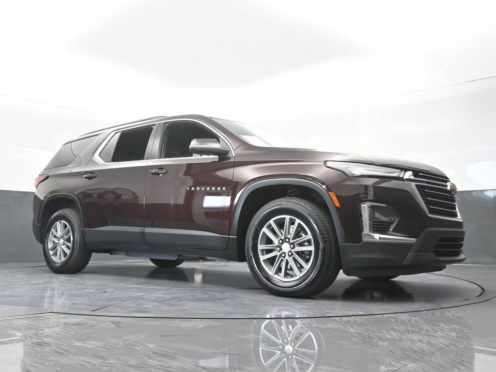 Used 2022 Chevrolet Traverse LT w/ LPO, Floor Liner Package FWD image 67