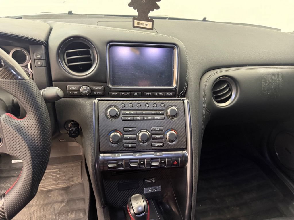 Used 2015 Nissan GT-R Black Edition AWD/4WD image 29