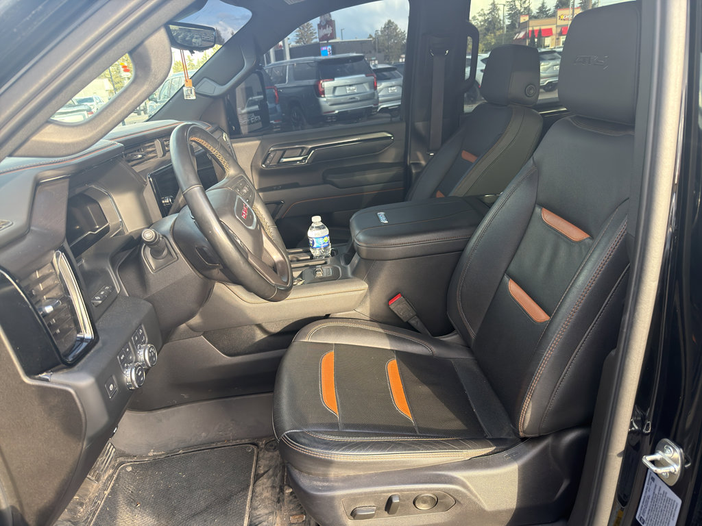 Used 2024 GMC Sierra 2500 AT4 w/ AT4 Premium Plus Package AWD/4WD image 9