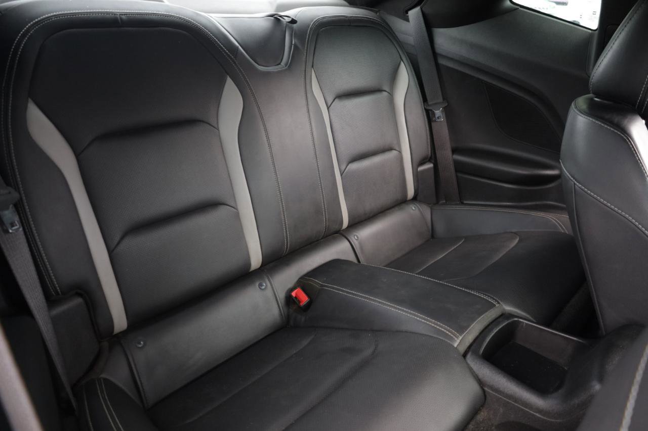 Used 2019 Chevrolet Camaro SS RWD image 14