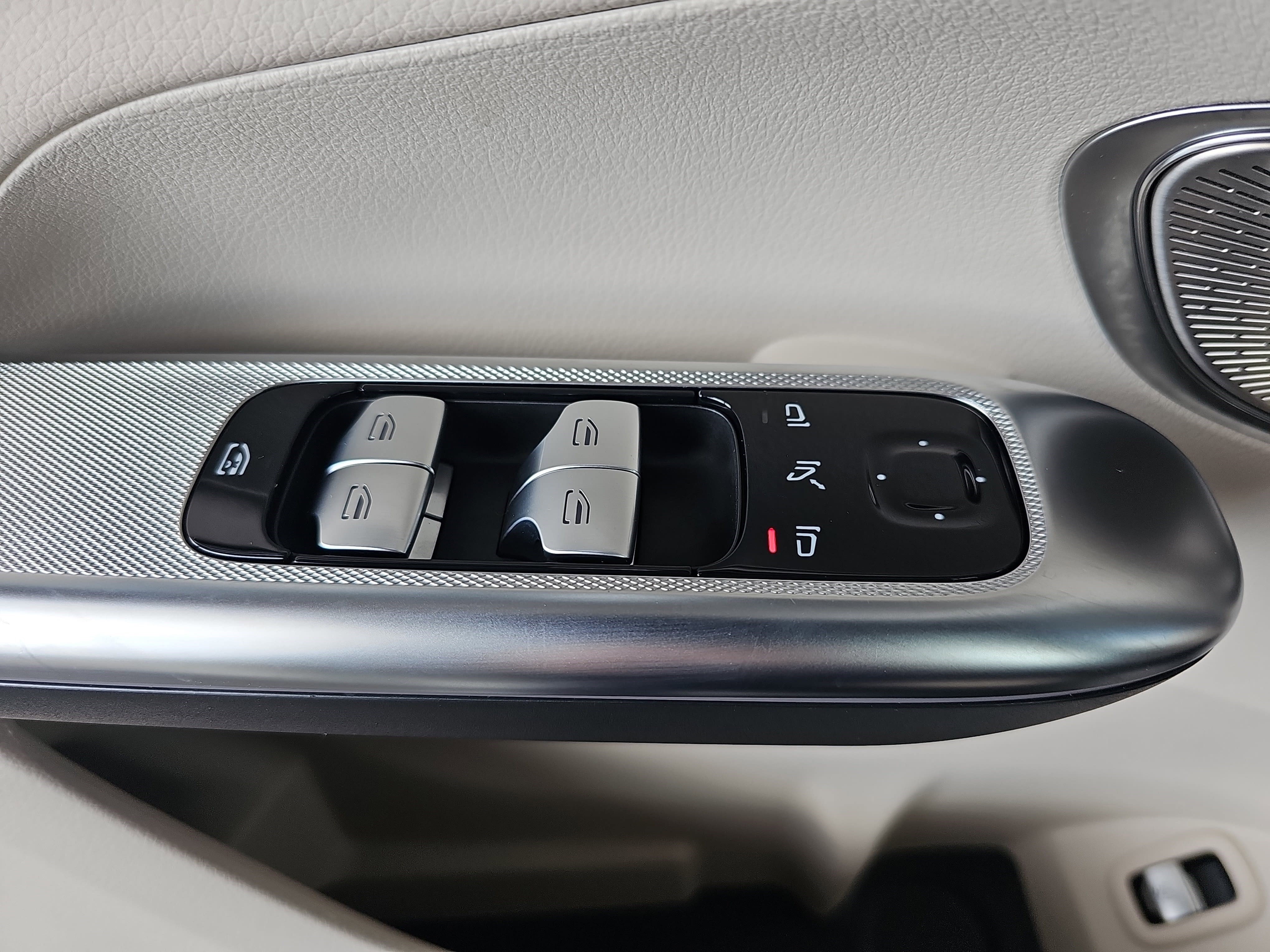 Certified 2026 Mercedes-Benz GLC 300 4MATIC image 30