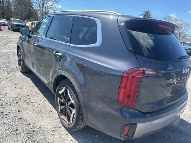 Used 2025 Kia Telluride S image 8