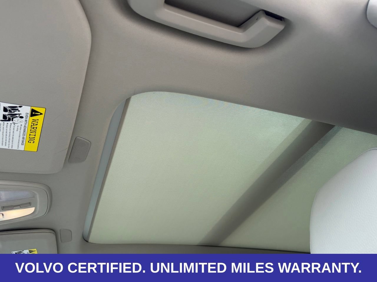 Certified 2023 Volvo XC90 B6 Plus AWD/4WD image 31