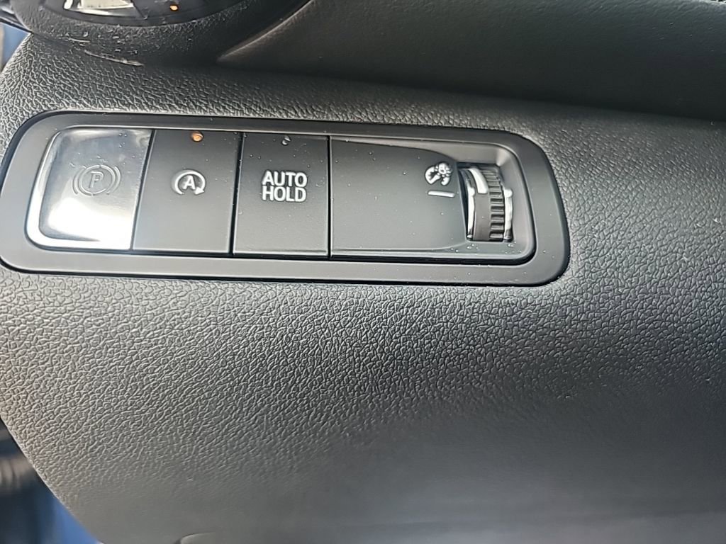 New 2026 Chevrolet Equinox LT image 17