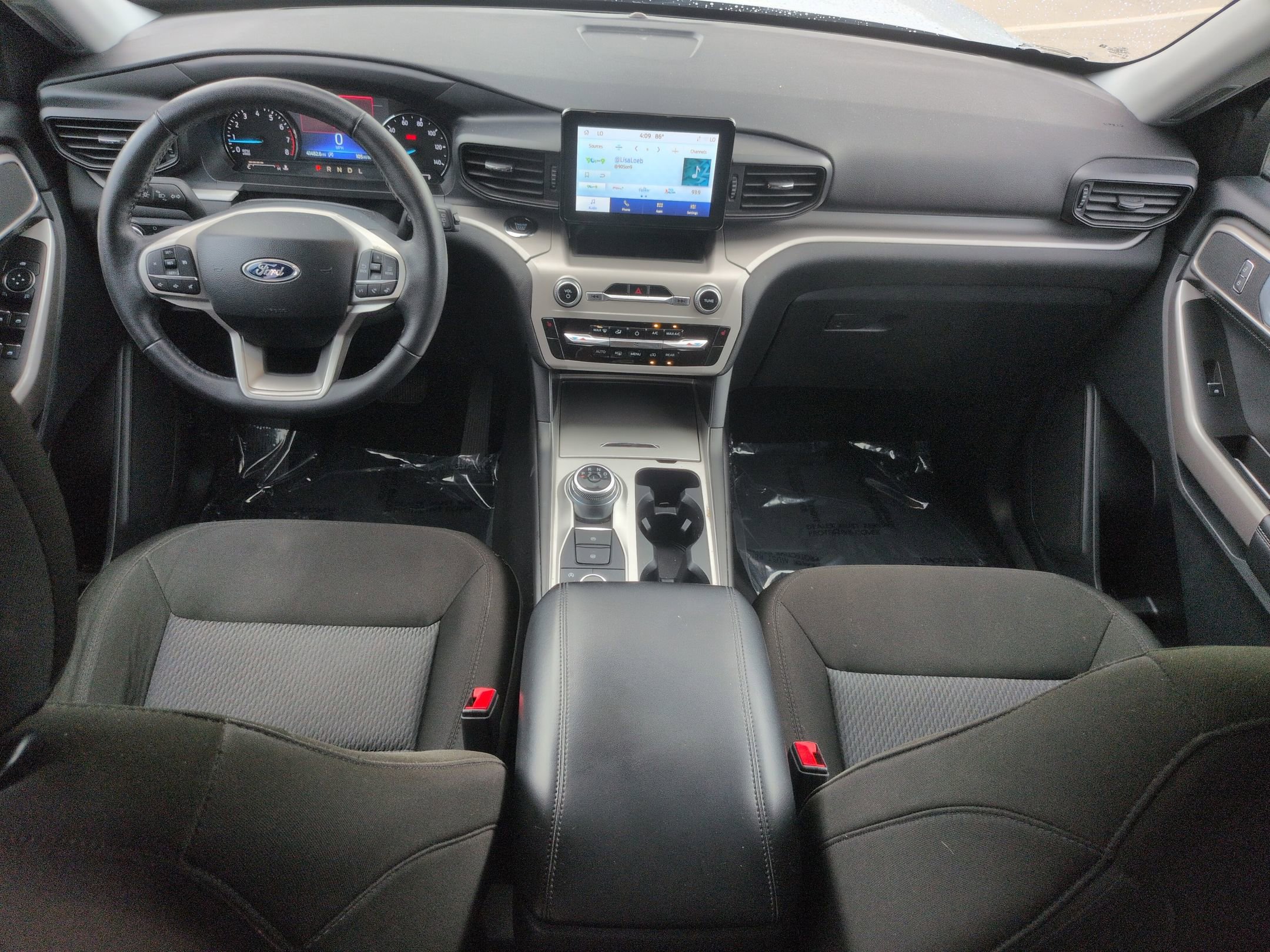 Certified 2024 Ford Explorer XLT AWD/4WD image 30