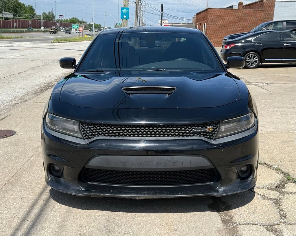 Used 2017 Dodge Charger R/T Scat Pack RWD image 2