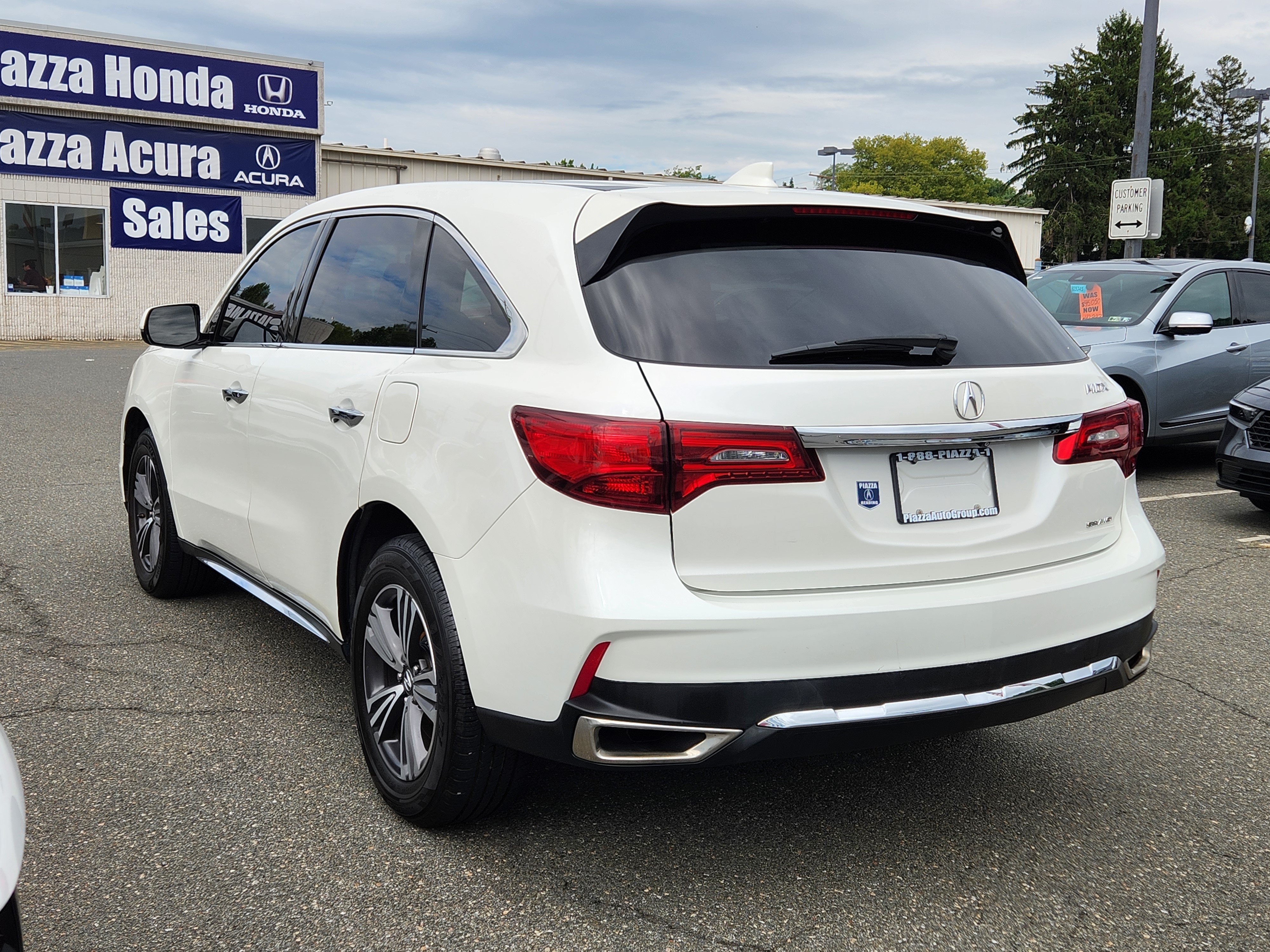 Used 2018 Acura MDX SH-AWD image 3