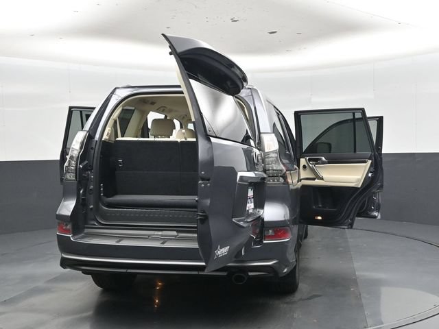 Used 2023 Lexus GX 460 Luxury w/ Sport Design Package AWD/4WD image 52