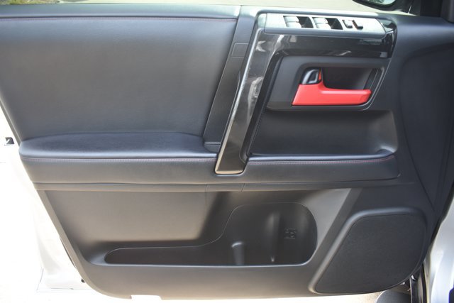 Used 2021 Toyota 4Runner TRD Off-Road Premium AWD/4WD image 11