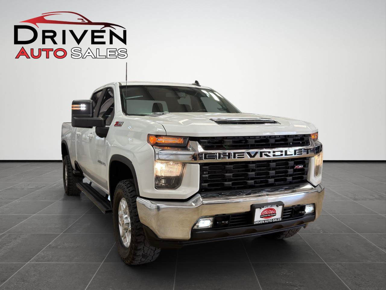 Used 2021 Chevrolet Silverado 2500 LT w/ Convenience Package AWD/4WD image 9